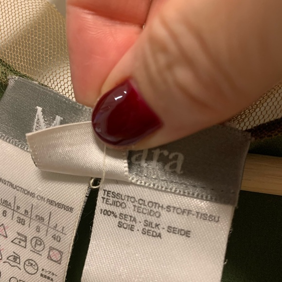 Max Mara green silk top, size 6 US - Picture 3 of 6